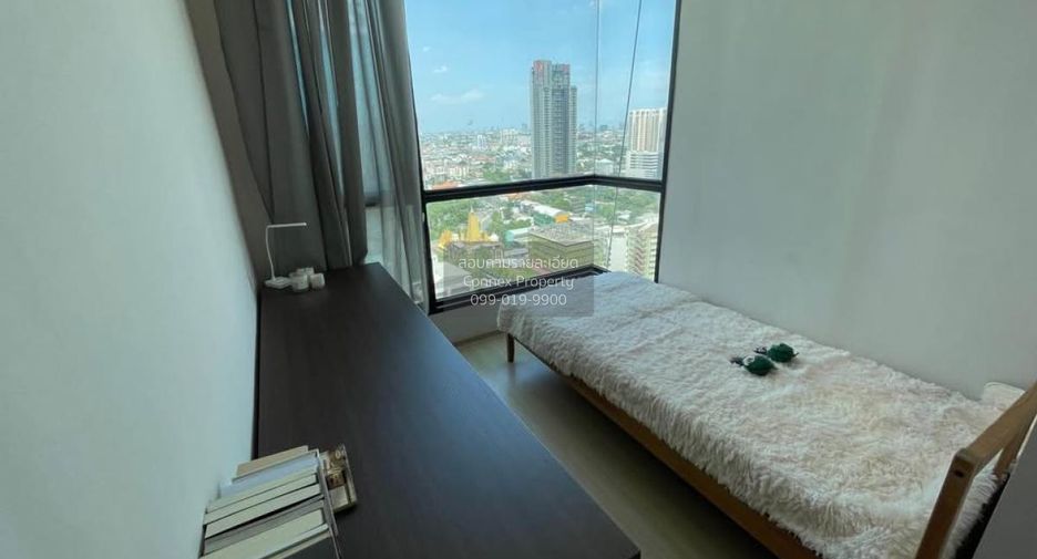 À louer 2 chambres condo à Watthana, Bangkok
