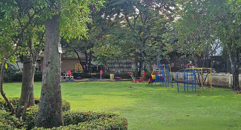 出租 3 卧室 联排别墅 在 Phasi Charoen, 曼谷