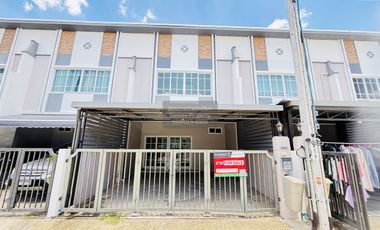 For rent 3 ベッドルーム townhouse in Rat Burana, Bangkok