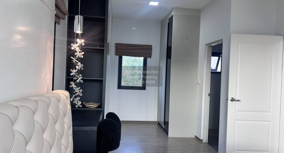 Casa en alquiler de 3 habitaciones en Bang Phli, Samut Prakan