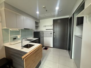 À louer 1 chambre condo à Watthana, Bangkok