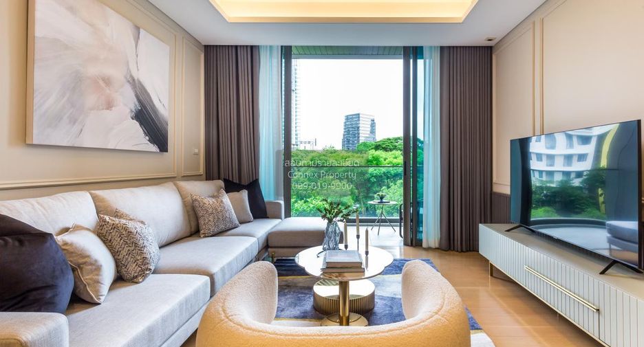 For rent 2 bedrooms condo in Pathum Wan, Bangkok