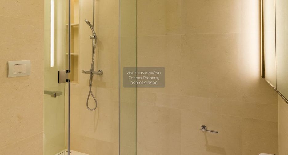 For rent 2 bedrooms condo in Pathum Wan, Bangkok