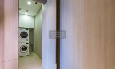 For rent 2 bedrooms condo in Pathum Wan, Bangkok