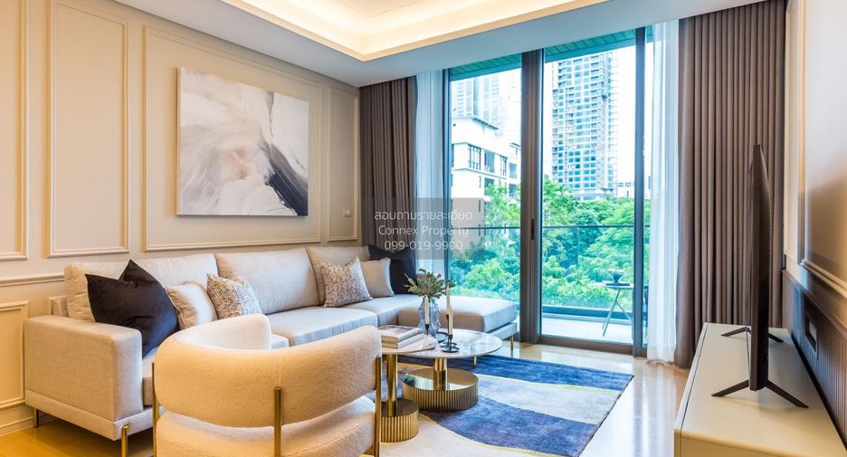 For rent 2 bedrooms condo in Pathum Wan, Bangkok