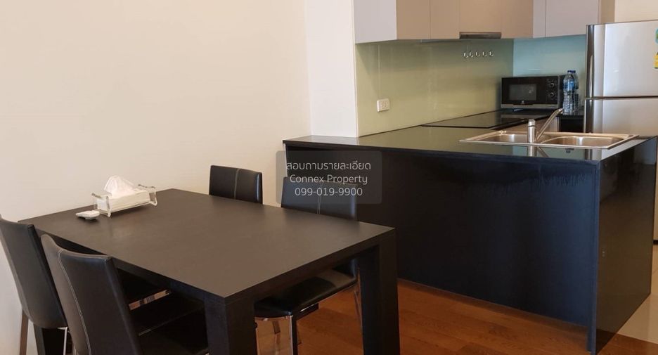 For rent 2 bedrooms condo in Watthana, Bangkok
