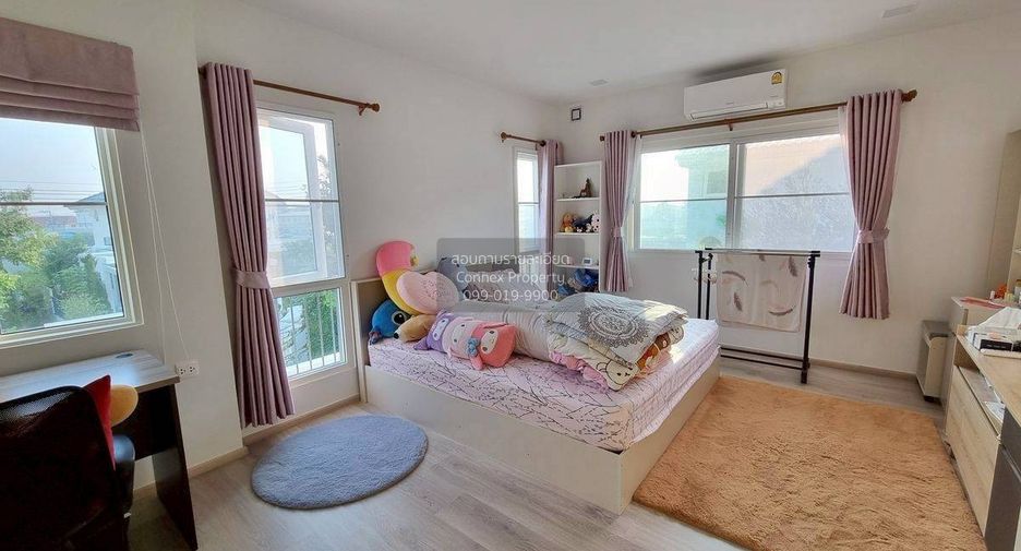 For sale 3 bedrooms house in Mueang Samut Prakan, Samut Prakan