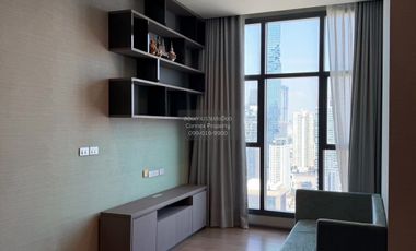 For sale 3 ベッドルーム condo in Sathon, Bangkok
