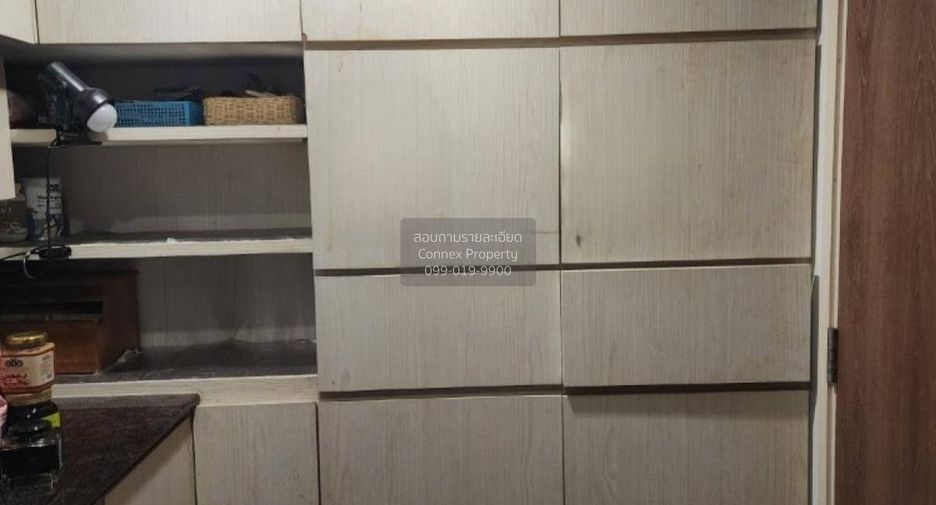 For sale 2 bedrooms condo in Wang Thonglang, Bangkok