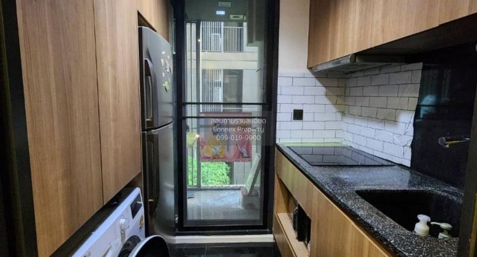 For sale 2 bedrooms condo in Wang Thonglang, Bangkok