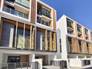 For sale 3 ベッドルーム townhouse in Suan Luang, Bangkok