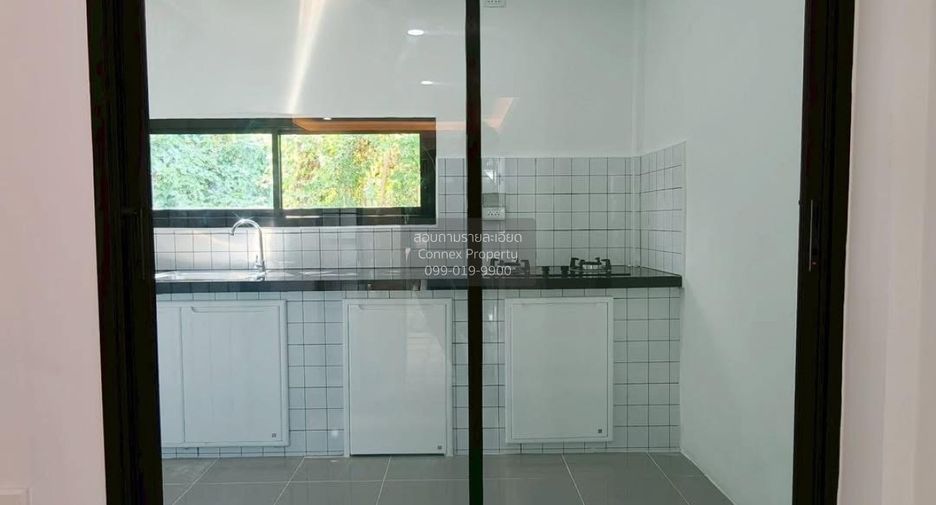 For sale 2 ベッドルーム townhouse in Min Buri, Bangkok