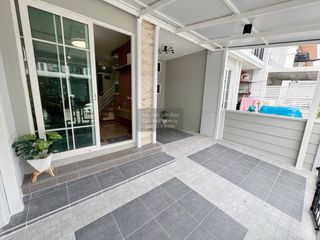 For sale 3 bedrooms townhouse in Sai Mai, Bangkok