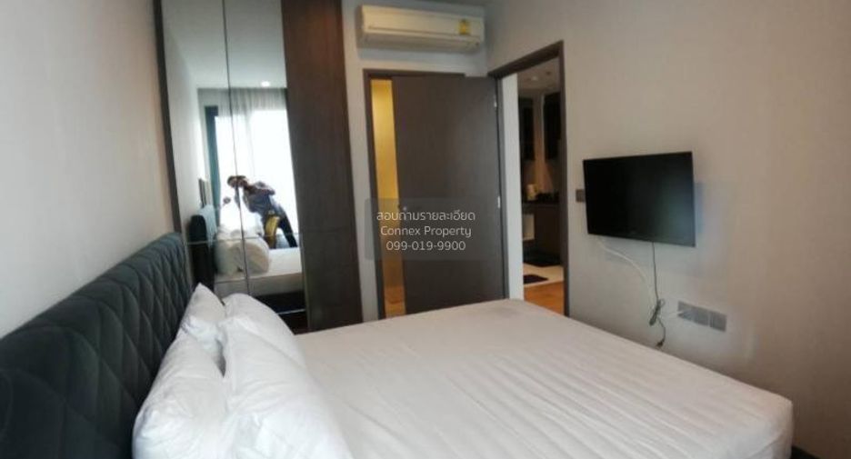 For sale 1 bed condo in Khlong Toei, Bangkok