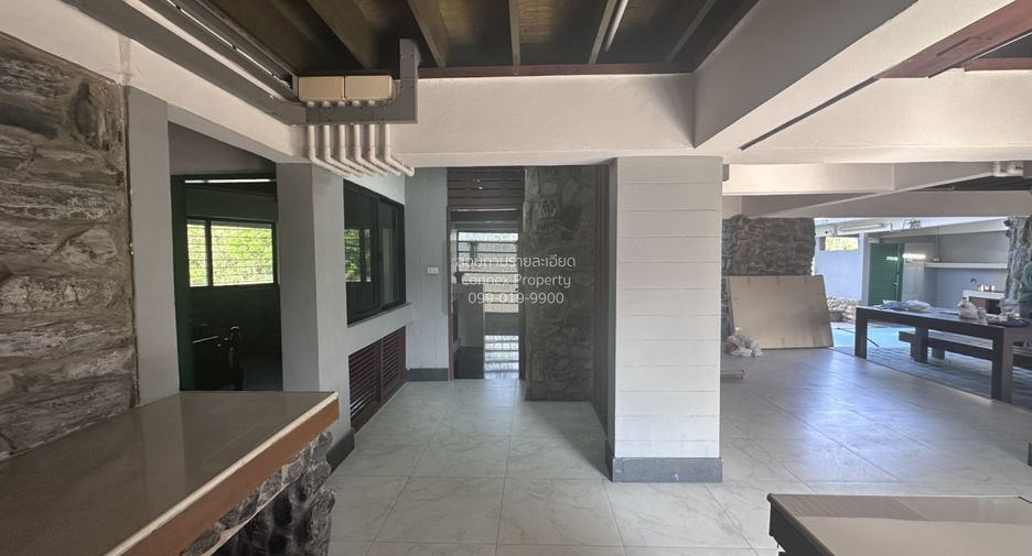 For sale 3 bedrooms house in Thawi Watthana, Bangkok