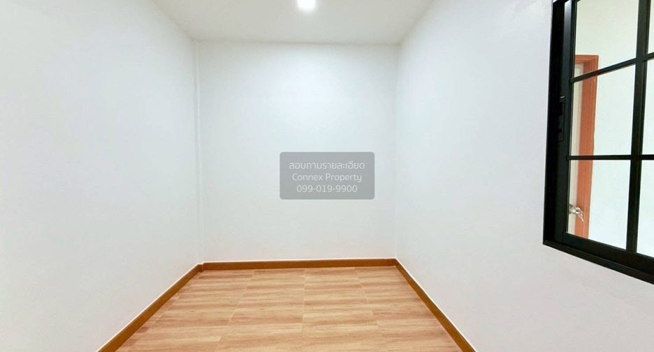 For sale 2 bedrooms townhouse in Khlong Sam Wa, Bangkok