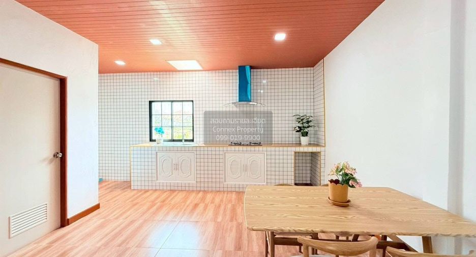 For sale 2 bedrooms townhouse in Khlong Sam Wa, Bangkok