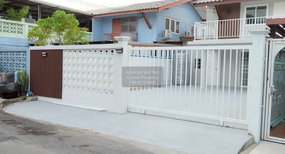 For sale 2 bedrooms townhouse in Don Mueang, Bangkok