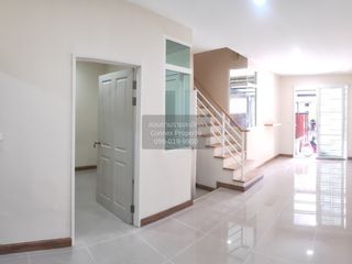 For sale 3 ベッドルーム townhouse in Mueang Samut Prakan, Samut Prakan