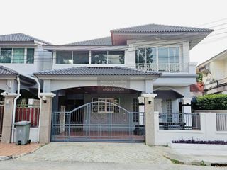 For sale 4 bedrooms house in Thawi Watthana, Bangkok