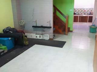 À vendre 2 chambres maison de ville à Bang Bua Thong, Nonthaburi