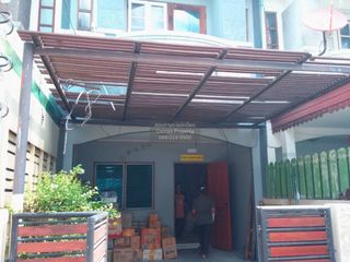 À vendre 2 chambres maison de ville à Bang Bua Thong, Nonthaburi