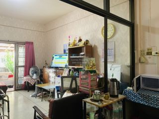 For sale 4 bedrooms townhouse in Nong Khaem, Bangkok