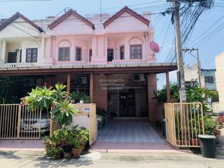 For sale 4 bedrooms townhouse in Nong Khaem, Bangkok
