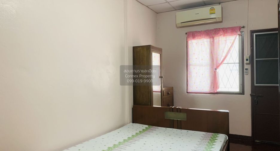 For sale 4 ベッドルーム townhouse in Nong Khaem, Bangkok