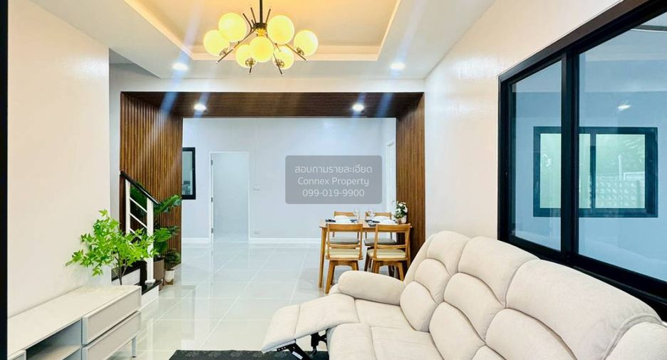出售 4 卧室 独立屋 在 Mueang Pathum Thani, Pathum Thani