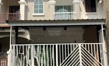 For sale 2 ベッドルーム townhouse in Don Mueang, Bangkok