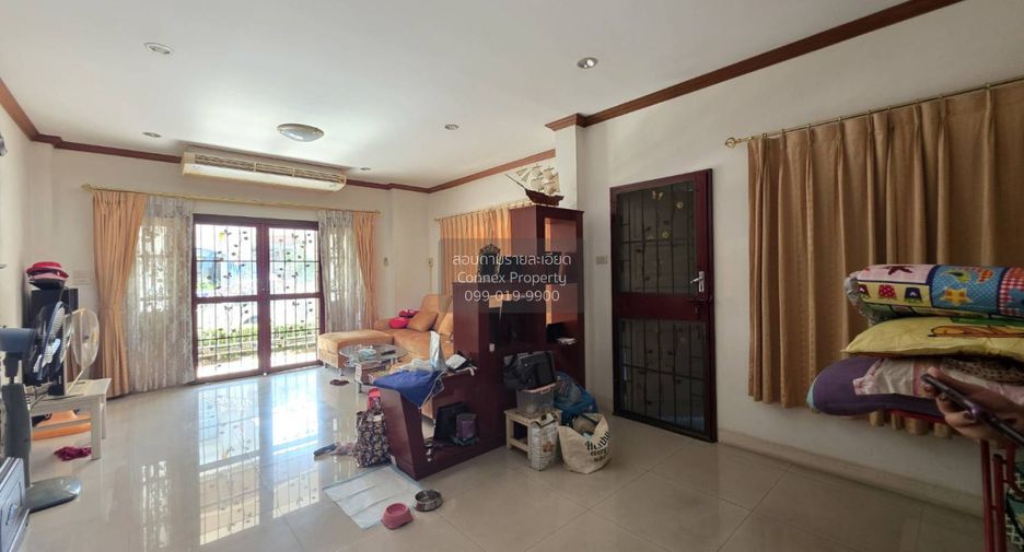 For sale 3 bedrooms house in Taling Chan, Bangkok