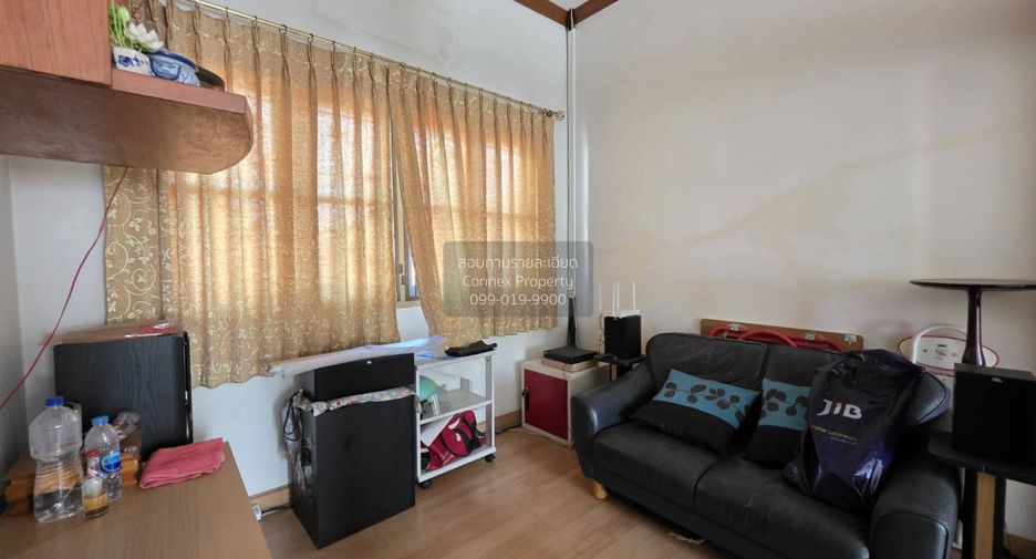 For sale 3 bedrooms house in Taling Chan, Bangkok
