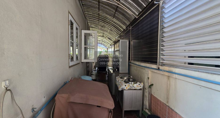 For sale 3 bedrooms house in Taling Chan, Bangkok