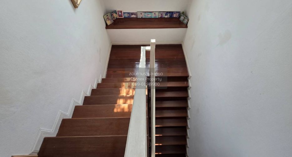For sale 3 bedrooms house in Taling Chan, Bangkok