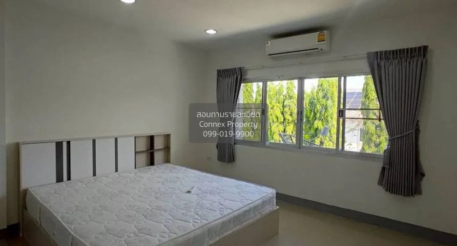 À vendre 4 chambres maison de ville à Wang Thonglang, Bangkok