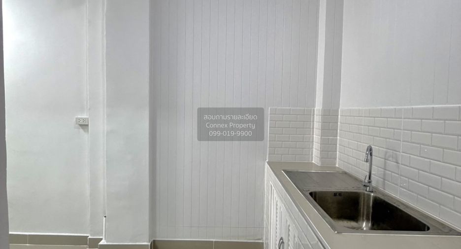 For sale 4 bedrooms townhouse in Mueang Phuket, Phuket