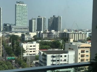 Condo en venta de 2 habitaciones en Phra Khanong, Bangkok