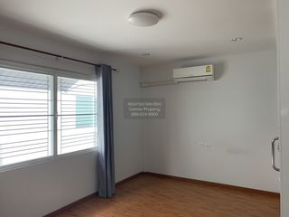 Casa adosada en venta de 3 habitaciones en Mueang Nonthaburi, Nonthaburi