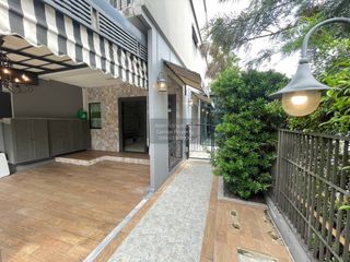 出售 3 卧室 联排别墅 在 Lat Phrao, 曼谷