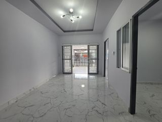 出售 3 卧室 联排别墅 在 Thanyaburi, Pathum Thani