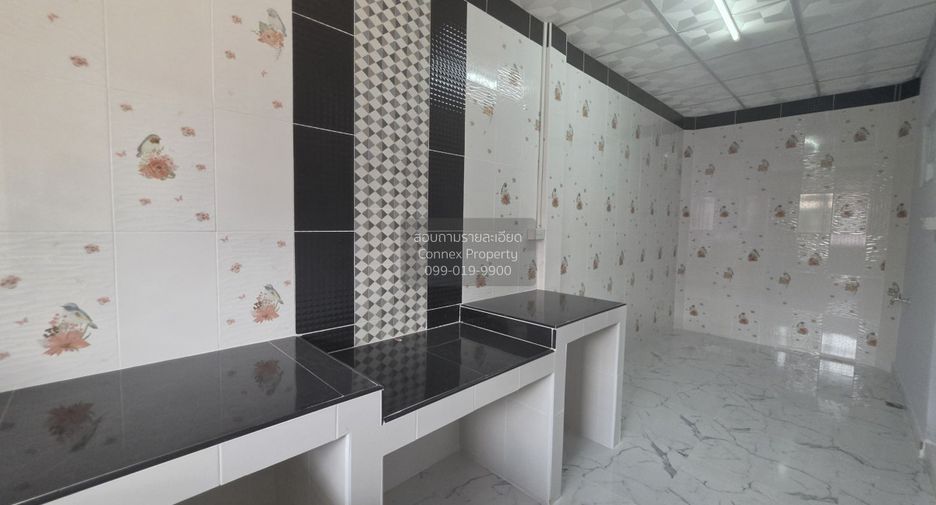 For sale 3 bedrooms townhouse in Thanyaburi, Pathum Thani