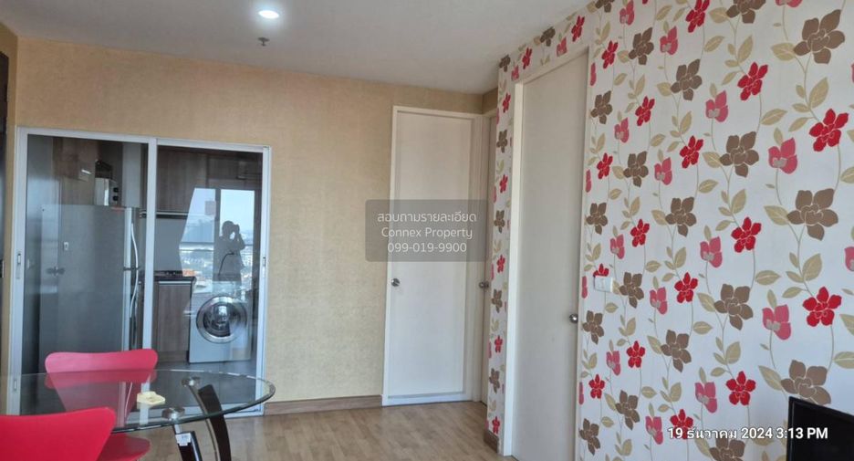 For rent 2 bedrooms condo in Thon Buri, Bangkok