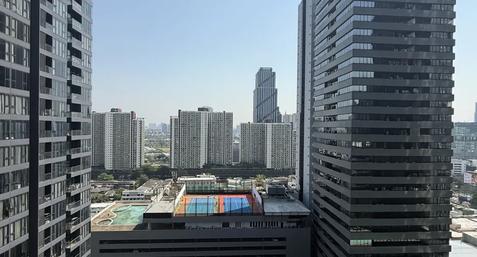Wohnung zum Kauf mit 1 Zimmer in Huai Khwang, Bangkok