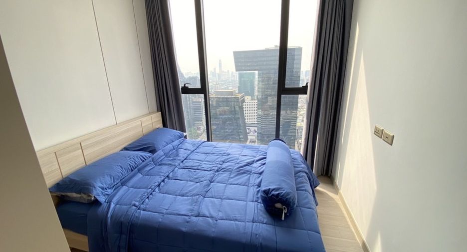 À vendre 2 chambres condo à Huai Khwang, Bangkok