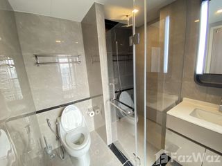 Condo en venta de 2 habitaciones en Huai Khwang, Bangkok