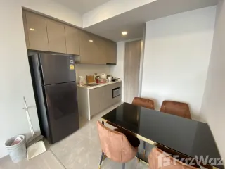 Condo en venta de 2 habitaciones en Huai Khwang, Bangkok