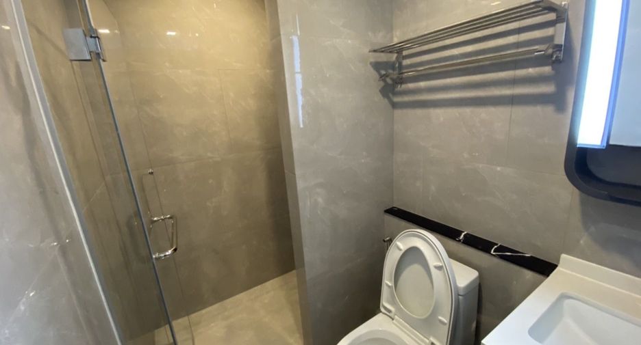 Wohnung zum Kauf und zur Miete mit 2 Zimmer in Huai Khwang, Bangkok