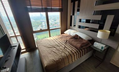 Condo en alquiler de 2 habitaciones en Khlong Toei, Bangkok