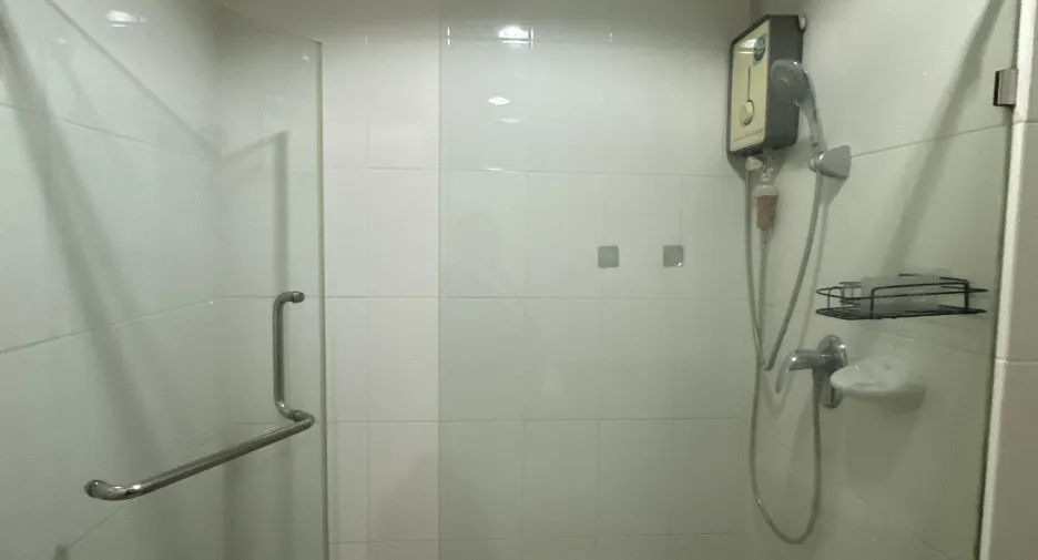 For rent studio condo in Pathum Wan, Bangkok
